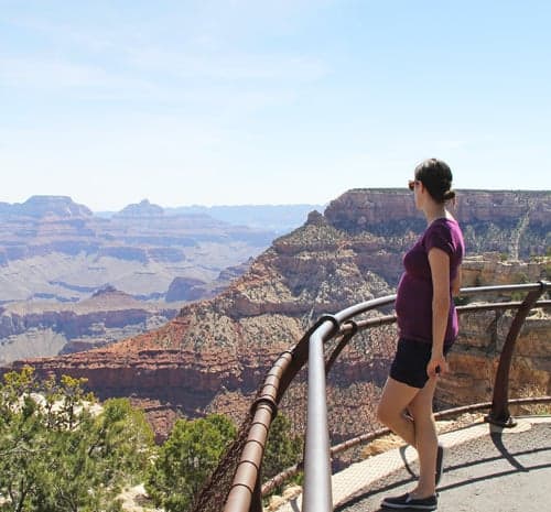 Denise overlooking the grandcanyon