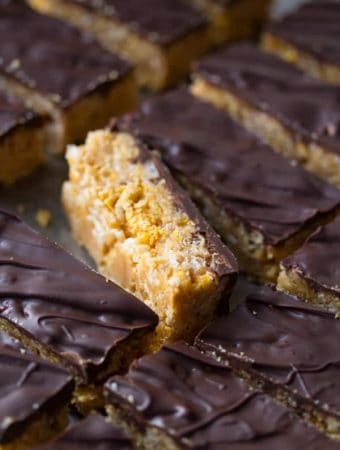 rows of no bake peanut butter crunch cereal bars