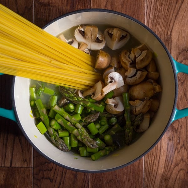 overhead view of one pot shrimp linguine before cooking