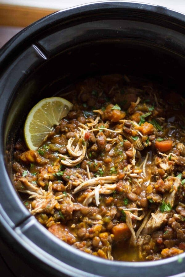 Healthy slow cooker chicken recipes prove that comfort food can be both healthy and easy to prepare! Plus tips for cooking your chicken in the crock pot.