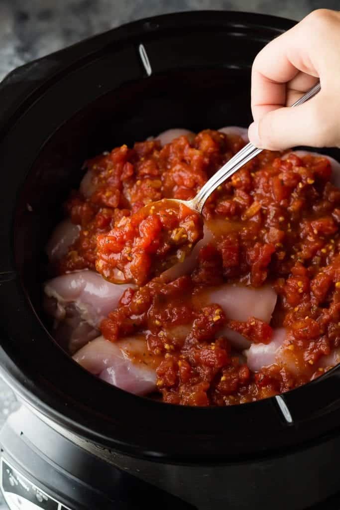 Southwestern Crockpot Chicken Thighs - Sweet Peas and Saffron
