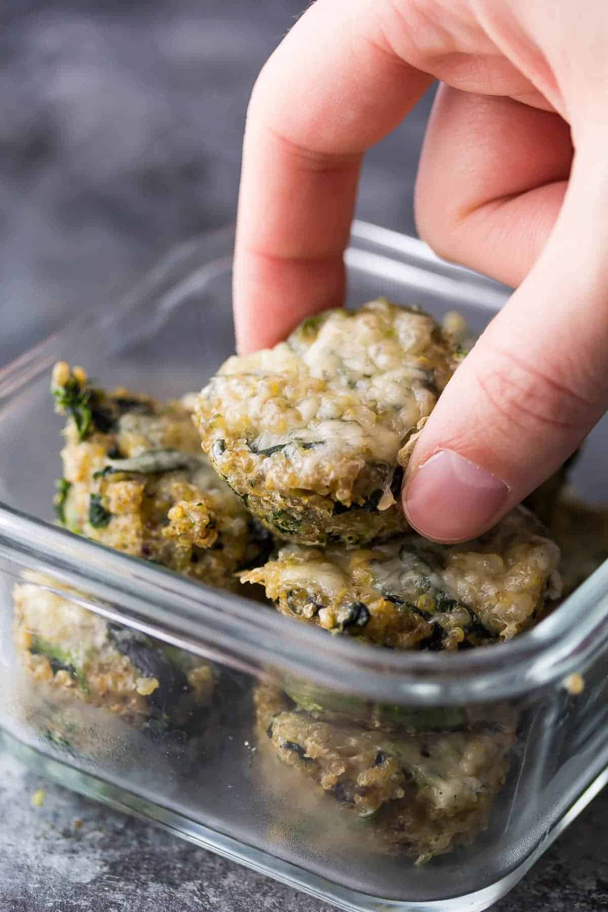 Cheesy Spinach Quinoa Cups (with Video) - Sweet Peas and Saffron