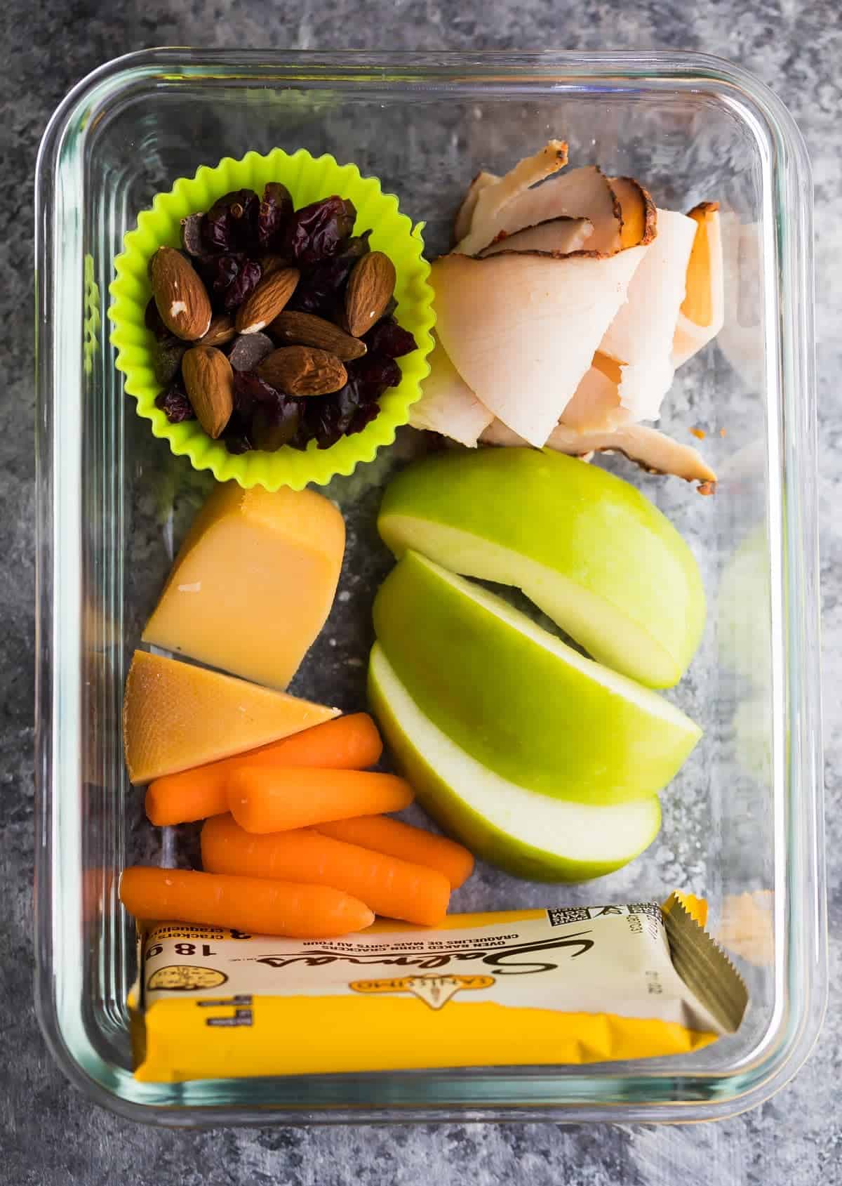 overhead shot of the Apple, Smoked Gouda and Turkey Lunch Box