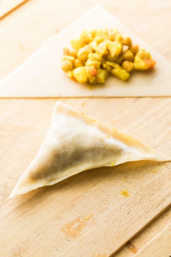 Cauliflower and Potato Samosa Recipe