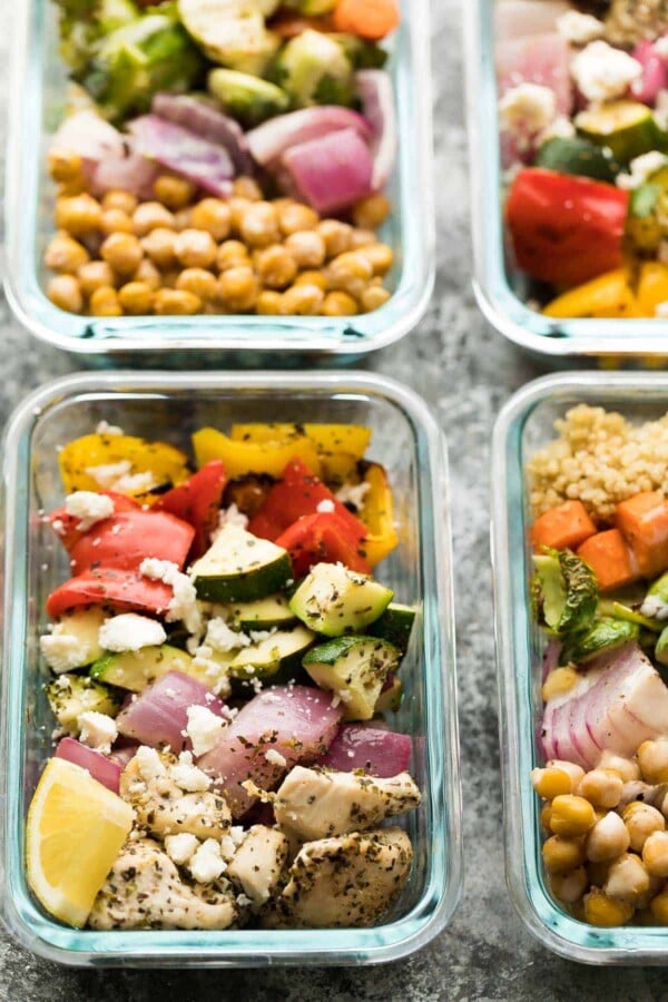 glass meal prep container with Greek Chicken Wraps