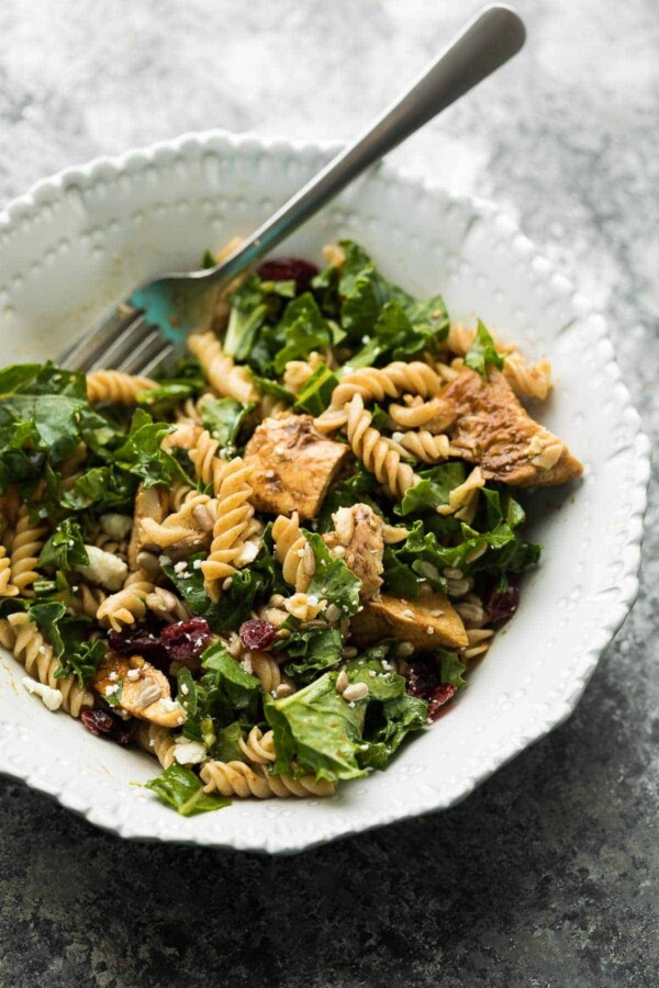 2 for 1 Meal Prep: Balsamic Pasta Jar Salads and Sweet Potato, Chickpea,  Broccoli Bowls - Sweet Peas and Saffron