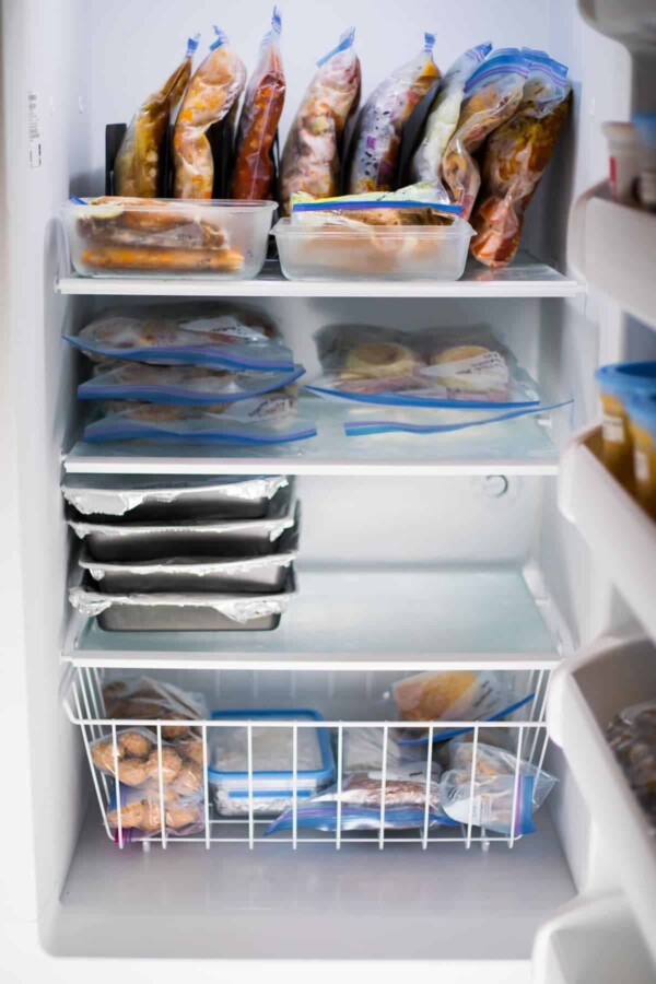 https://sweetpeasandsaffron.com/wp-content/uploads/2017/10/pre-baby-freezer-600x900.jpg