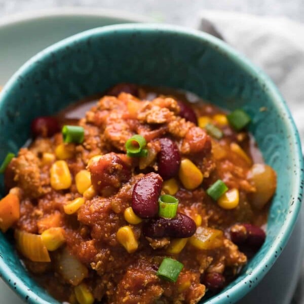 slow cooker turkey chili in a blue bowl