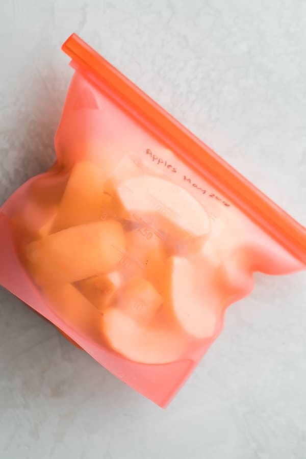 frozen apples in silicone freezer bag