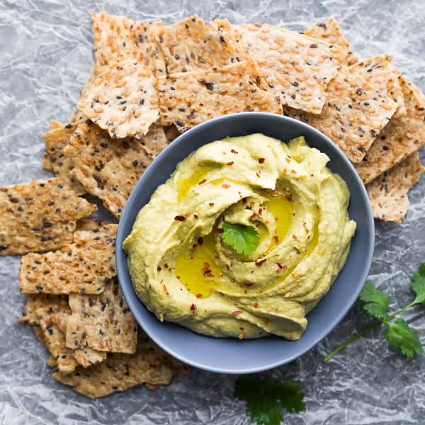 Creamy Avocado Hummus | sweetpeasandsaffron.com