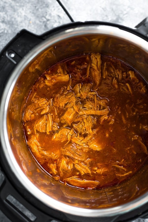 how to make pulled pork- cooked pressure cooker pulled pork in the instant pot