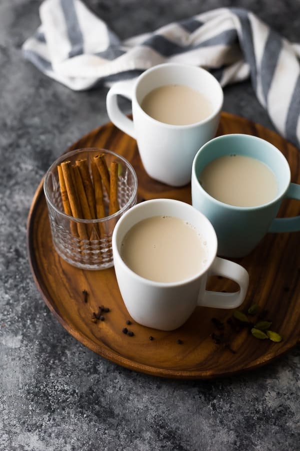 chai latte in coffee mugs after cooking
