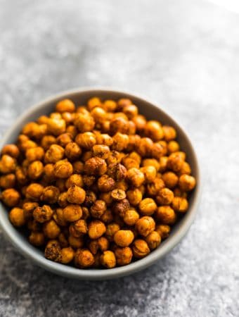 spicy roasted chickpeas in a gray bowl