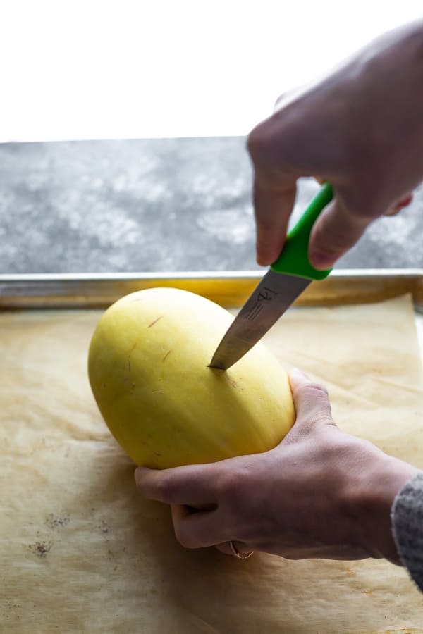 How to Cook Spaghetti Squash (the EASY way!) | Sweet Peas ...