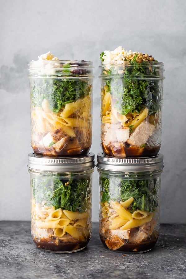 chicken pasta salad recipe in mason jars for meal prep