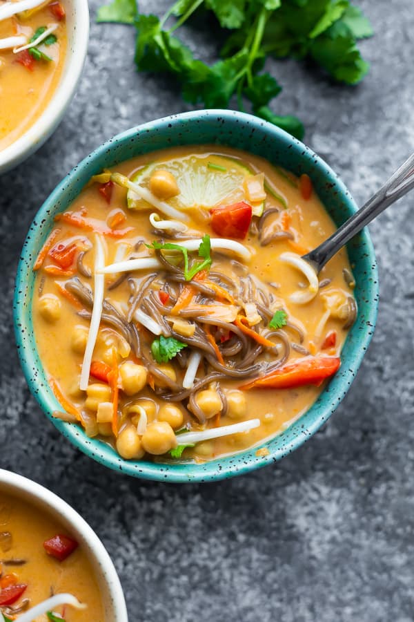 thai-red-curry-chicken-soup-whole30-paleo-low-carb-thai-chicken