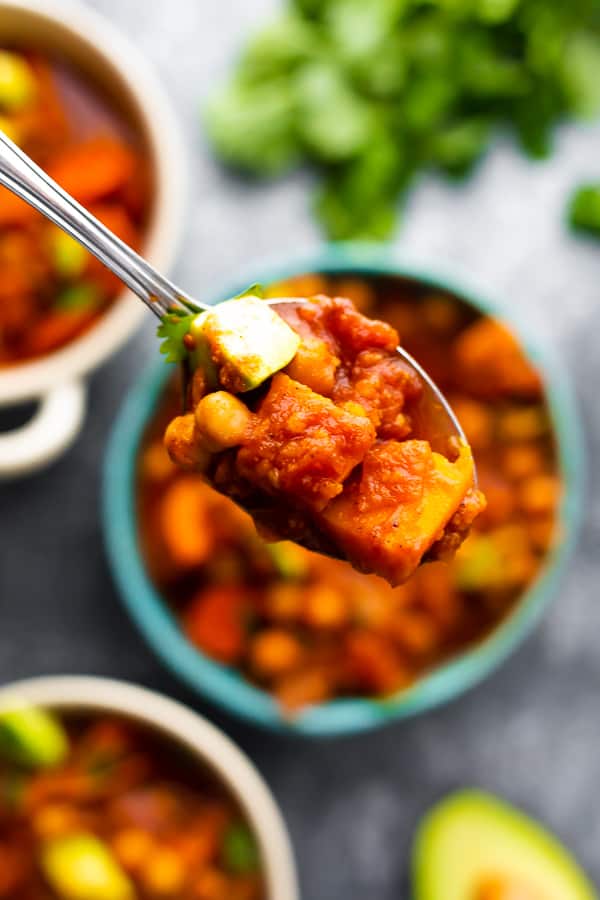 spicy vegan chickpea chili on spoon