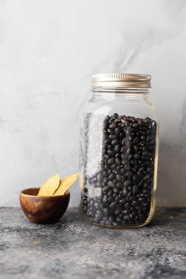 ingredients required to cook black beans 