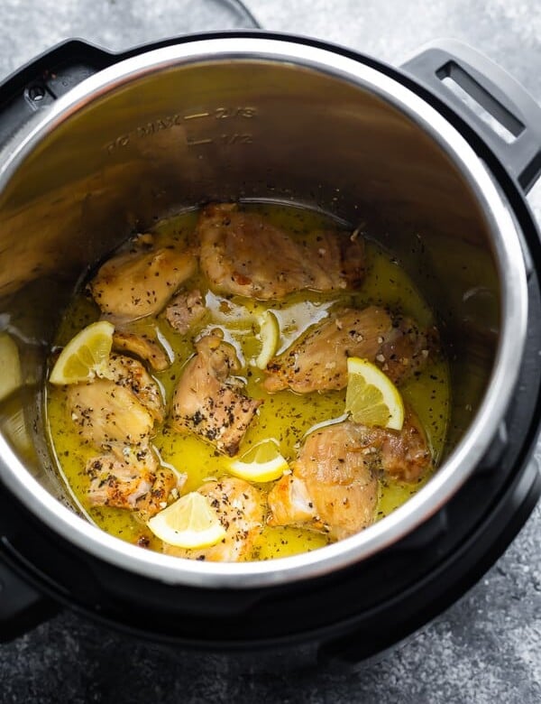 lemon garlic chicken in the Instant Pot after cooking