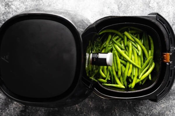 green beans in the air fryer before cooking