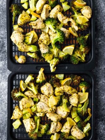 chicken and broccoli on air fryer trays