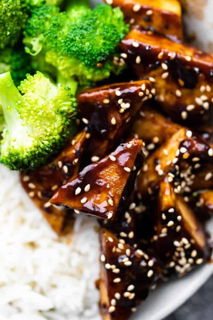 Teriyaki Tofu (sticky + tangy) - sweetpeasandsaffron.com