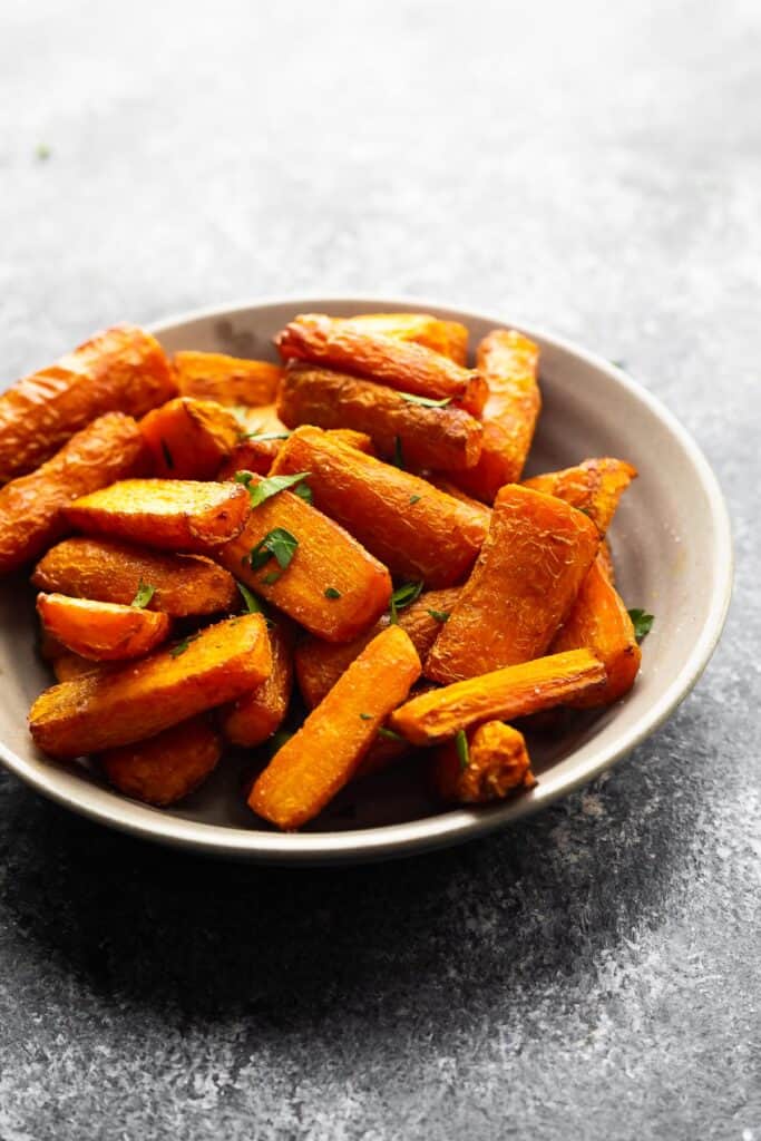 a bowl of air fryer carrots