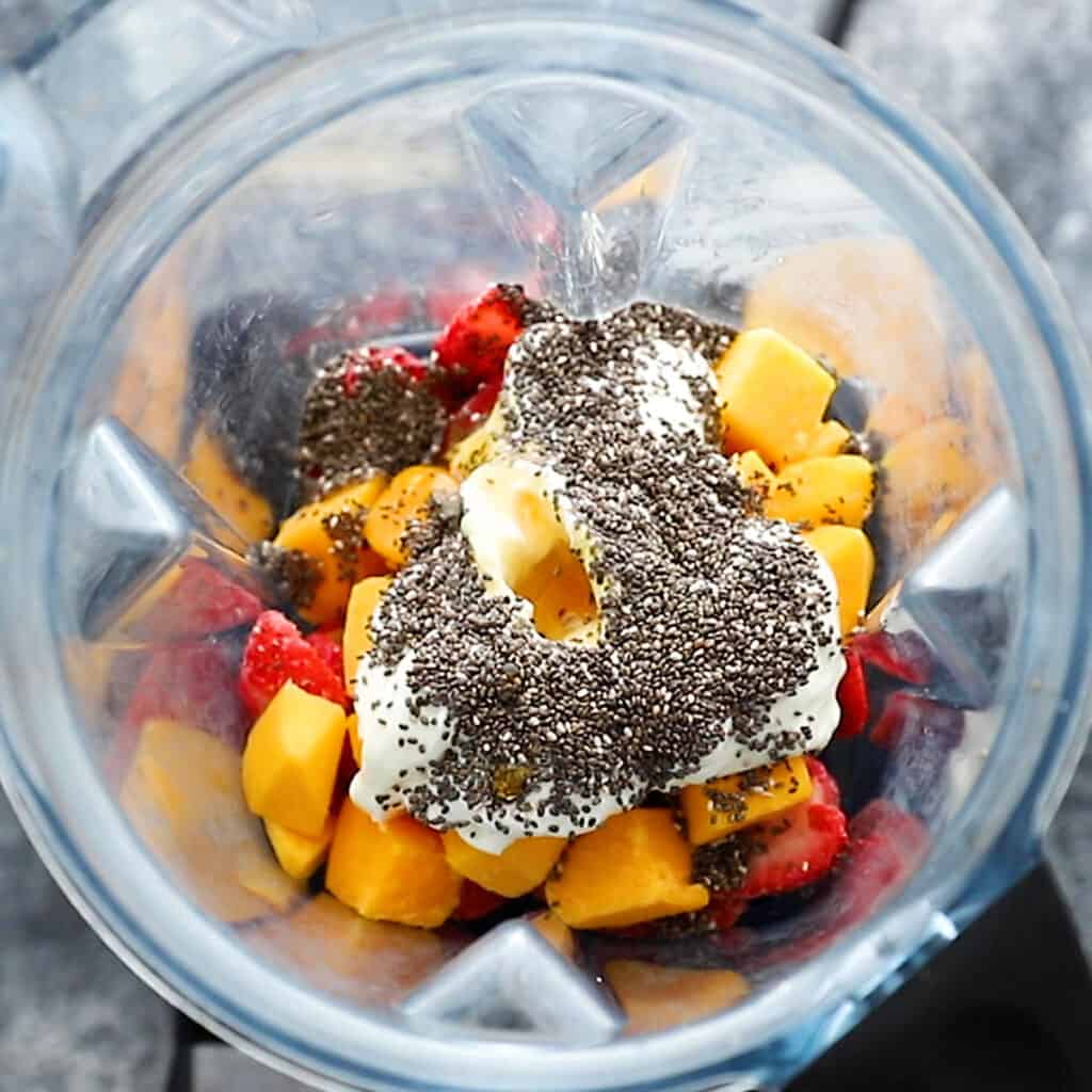 STRAWBERRY SMOOTHIE RECIPE CREAMY EASY NO ALCOHOL visual data 8