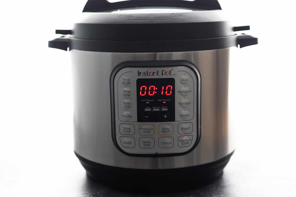 Instant Pot Chicken Thighs (Fresh Frozen) Sweet Peas and Saffron