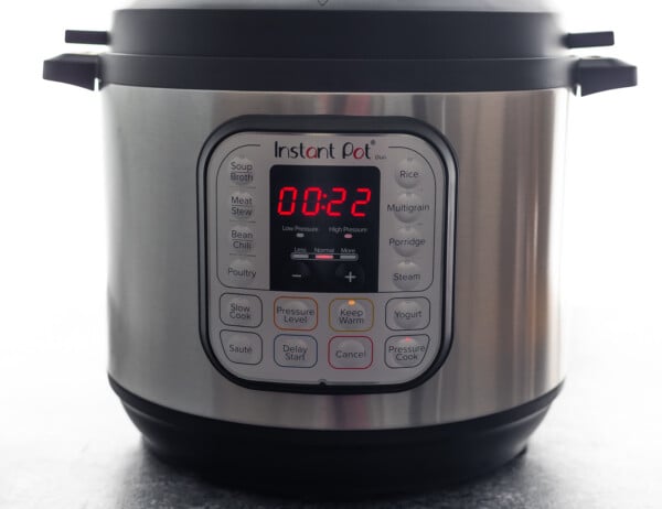 instant pot with 22 minutes on the timer