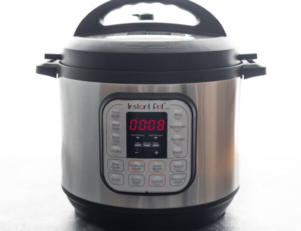 instant pot with 8 minutes on the timer