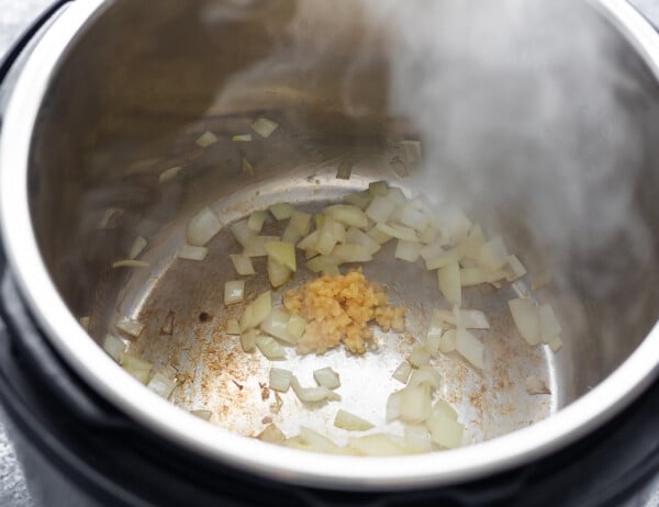 sautéing onions and garlic in instant pot