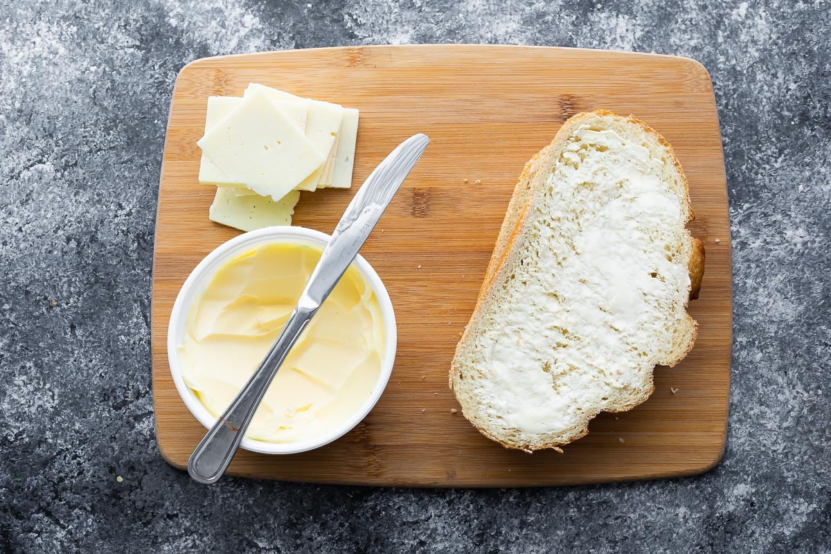 ingredients required to make grilled cheese- bread, cheese and butter