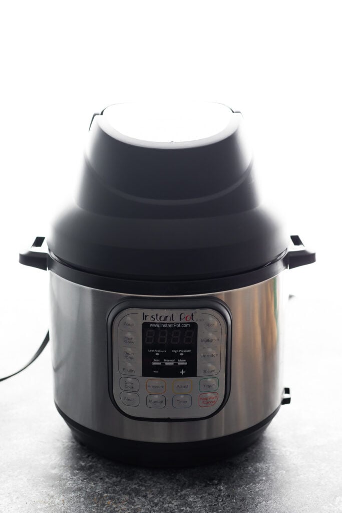 instant pot with air fryer lid on