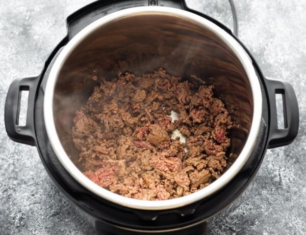 ground beef sauteeing in instant pot