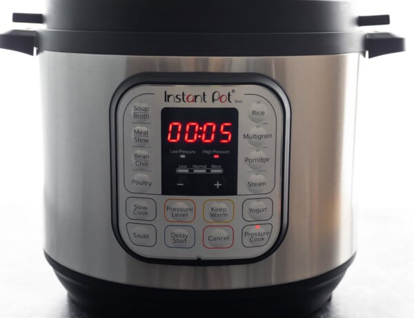 instant pot with 5 minutes on the timer