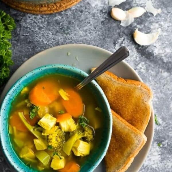 Bowl of Turkey soup with toast
