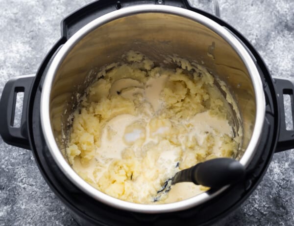 milk and salt added to mashed potatoes in instant pot