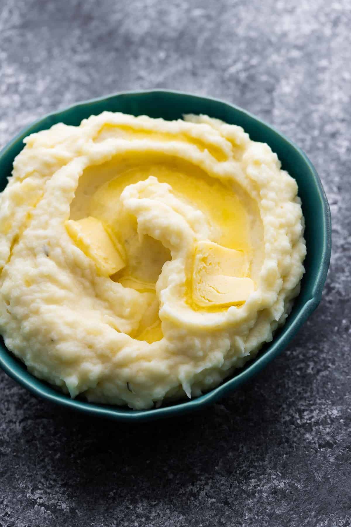 Herb & Garlic Instant Pot Mashed Potatoes - Sweet Peas and Saffron