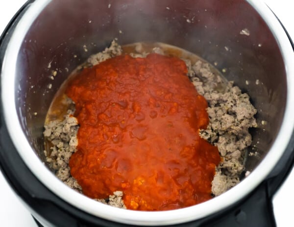 ground turkey and marinara in instant pot