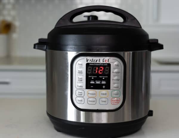 instant pot with 12 minutes on the timer